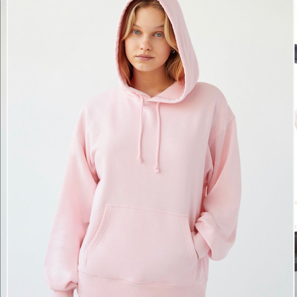 Aritzia AiryAF Fleece Boyfriend Hoodie: Primrose Pink, Size 2